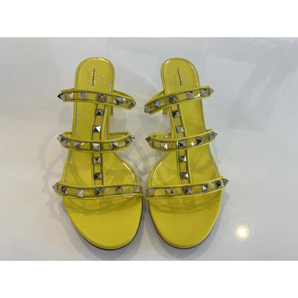 $1150 VALENTINO Garavani Platinum Rockstud Open Toe Plexi Heel Sandals Size 42 - Picture 14 of 16